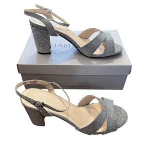 Benjamin Walk Riley Silver Glitter Strappy Block‎ Heel Sandals 10 NWT